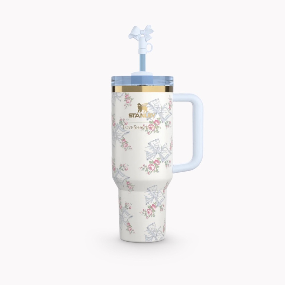 Stanley x Love Shack Fancy Holiday Quencher 40 Oz Rosa Beaux Blue